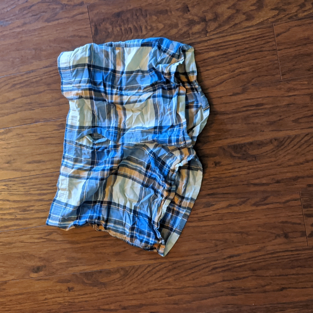 orange and blue boxers